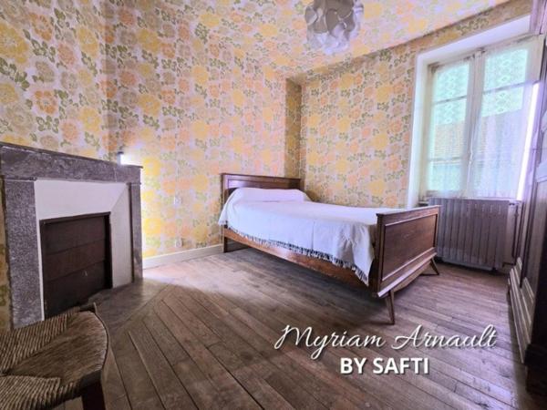 Ensemble Maison d'Habitation 4 Chambres et Grange