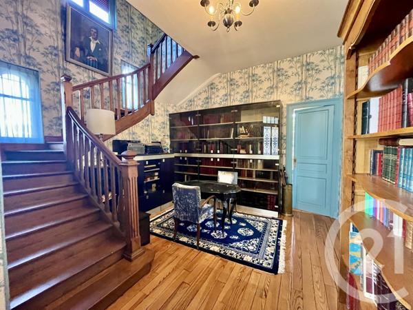 Maison à vendre  9 pièces - 236 m2 PAU - 64