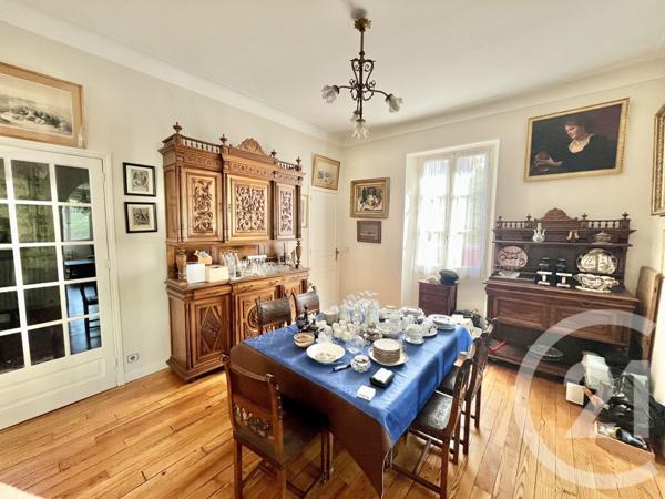 Maison à vendre  9 pièces - 236 m2 PAU - 64