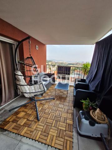 Appartement Marseille 2 pièce(s) 38 m2 avec terrasse et double stationnement
