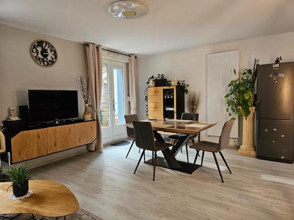 PONT DU CASSE, Maison 3 pièce(s) 74 m², 2 chambres - garage- Jardin