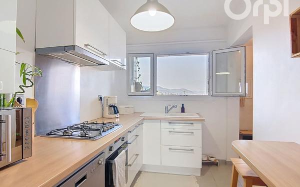 Appartement à vendre    3 pièces • 56,30 m2 Le Pradet