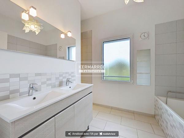 Maison 6 pièces – 137 m² environ à La Mézière (ref : 41448)