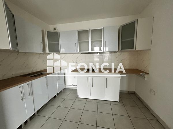 Location Appartement 3 pièces 72.14 m² - RUE CLAUDINE GUERIN Le Petit Quevilly 76140