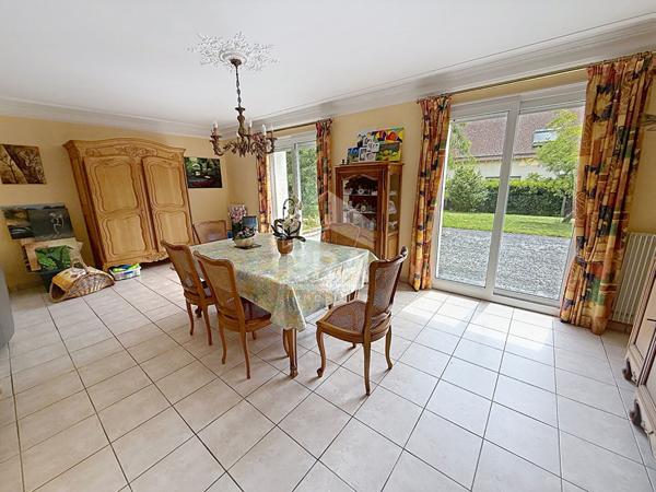 Maison 5 pièces à vendre à Saint Contest - 434 000 €