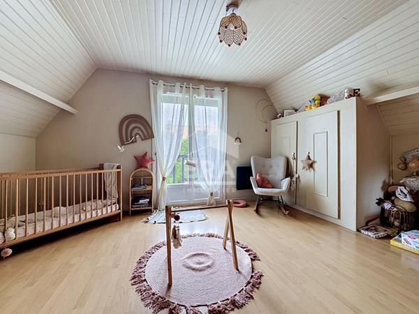 Brières-les-Scellés ? Maison familiale de 120 m² avec sous-sol total, dépendance et terrain de 900 m²