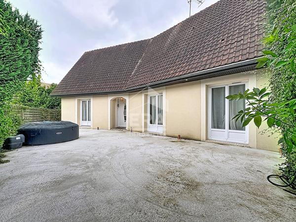 Brières-les-Scellés ? Maison familiale de 120 m² avec sous-sol total, dépendance et terrain de 900 m²