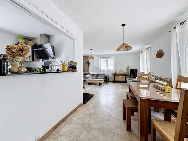 Brières-les-Scellés ? Maison familiale de 120 m² avec sous-sol total, dépendance et terrain de 900 m²