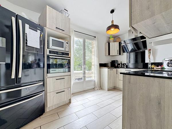 Brières-les-Scellés ? Maison familiale de 120 m² avec sous-sol total, dépendance et terrain de 900 m²