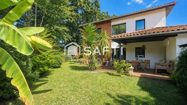 Maison contemporaine avec jardin – Anglet Montbrun