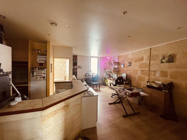 Immeuble 8 pièces - 180 m²