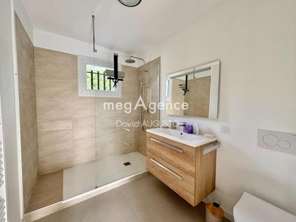 Maison à DOMMARTIN, 69380 - 8 pièces 248m²