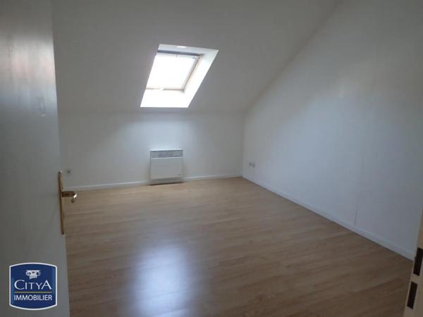 Appartement à louer 2 pièces 46.34m² Bailleul (59270)