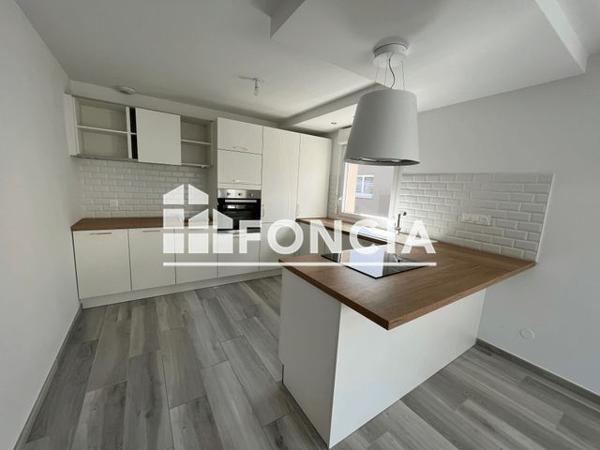 Location Appartement 4 pièces 90 m² - 3 RUE COLETTE Wittenheim 68270