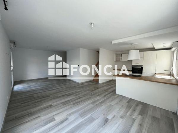 Location Appartement 4 pièces 90 m² - 3 RUE COLETTE Wittenheim 68270