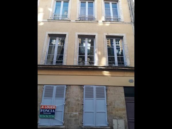Appartement 3 pièces 62 m² à Sedan 34 RUE DE L'HORLOGE 08200 à louer