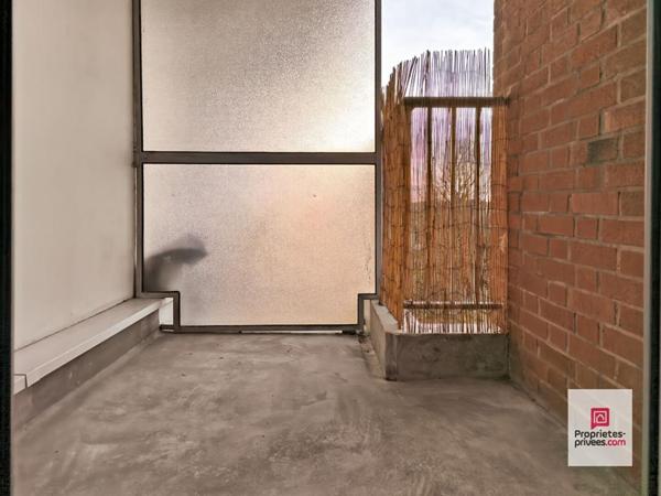 MARCQ EN BAROEUL (59700) Croisé Laroche, joli appartement T2 de 45,5m2 avec balcon, parking commun privatif, jardin commun