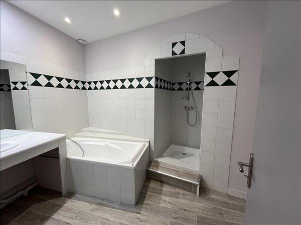 Appartement à louer |  COUZEIX |  3 pièces | 96 m²