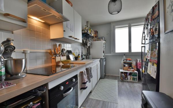Appartement à vendre    3 pièces •  Cenon