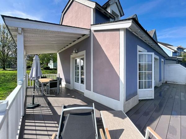 INVESTISSEMENT LOCATIF – CHAMOUILLE – Résidence de tourisme Center Parcs Le Lac d'Ailette - 7 % de rentabilité