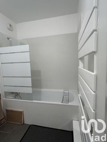 Appartement 3 pièces de 79 m² à Montreuil (93100)