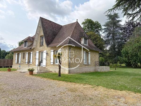 Pineuilh :  Maison de caractère avec parc arboré de 7 000m2