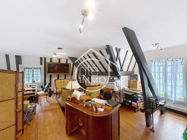 Pineuilh :  Maison de caractère avec parc arboré de 7 000m2