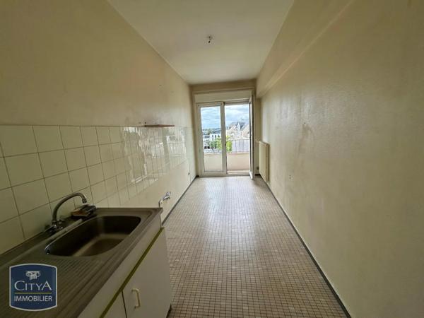 Appartement à louer 2 pièces 52.32m² Le Mans (72000)