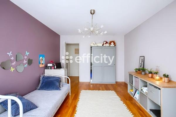 Maison 5 pièces - 175 m² Exclusivité efficity