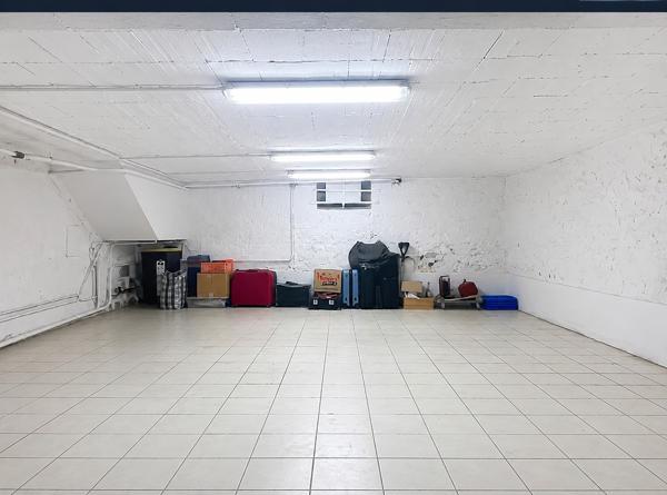 Maison
         5 pièces
        - 175 m² Bien prestige 949 000 € *