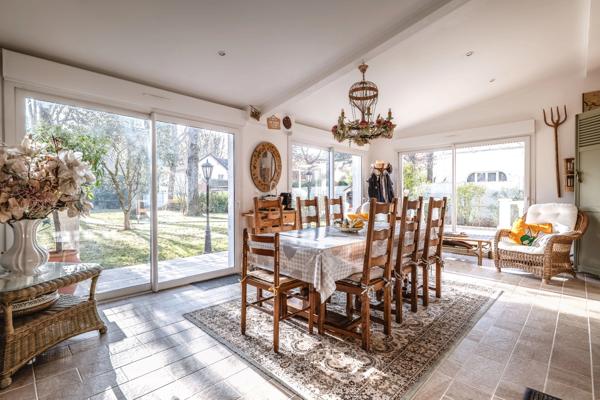 MORSANG SUR ORGE (91) Quartier Beausejour - maison de caractère 6 pièces avec sous-sol total - 1117m² de terrain