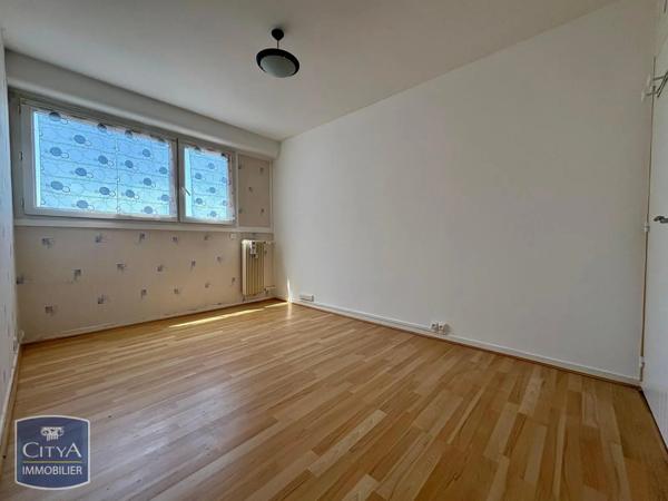 Appartement à louer 5 pièces 88.08m² Limoges (87000)