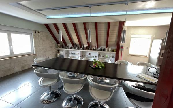 Maison à vendre    5 pièces • 241 m2 Kilstett