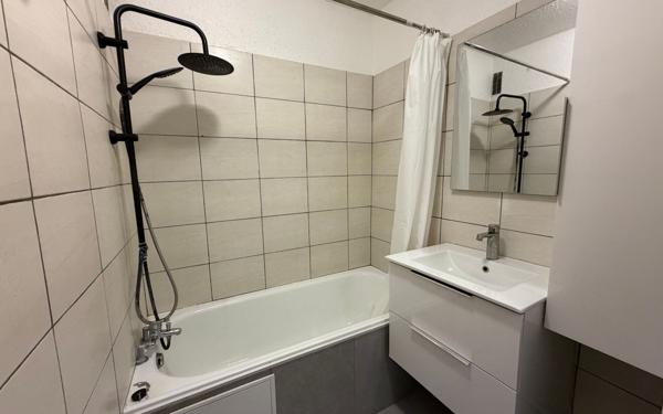 Appartement à vendre    2 pièces • 35,92 m2 Saint-Julien-en-Genevois