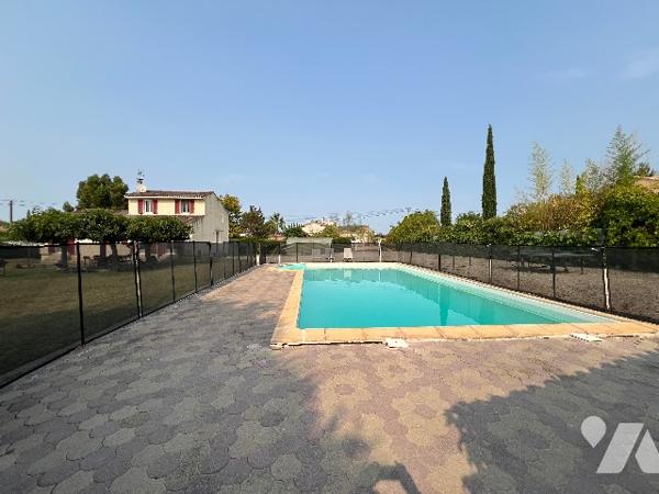 À VENDRE à LA CALMETTE, maison de 138,2 m²sur un terrain plat de 1793 m².