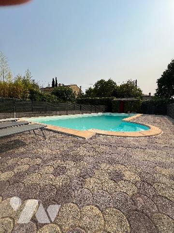 À VENDRE à LA CALMETTE, maison de 138,2 m²sur un terrain plat de 1793 m².