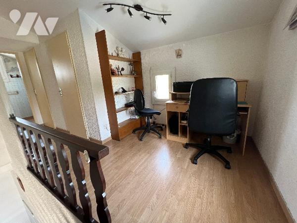 À VENDRE à LA CALMETTE, maison de 138,2 m²sur un terrain plat de 1793 m².