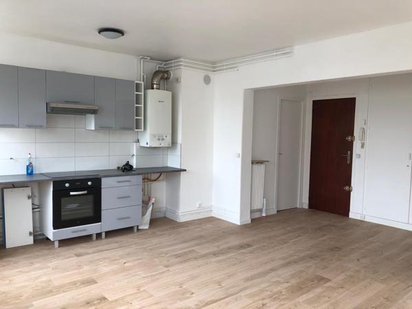 Clamart (92140) A louer : En plein centre de Clamart - Appartement de 4 Pièces non meublé de 81m² avec emplacement de parking
