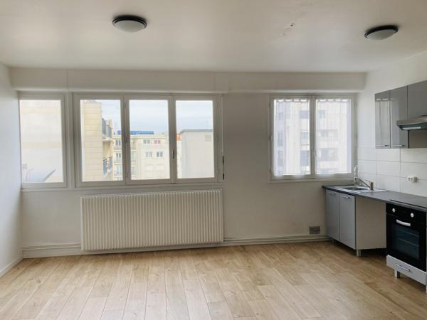 Clamart (92140) A louer : En plein centre de Clamart - Appartement de 4 Pièces non meublé de 81m² avec emplacement de parking