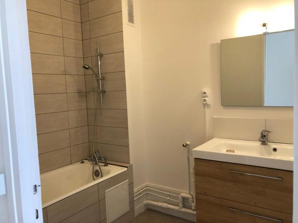 Clamart (92140) A louer : En plein centre de Clamart - Appartement de 4 Pièces non meublé de 81m² avec emplacement de parking