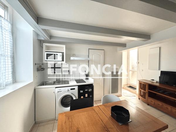 Location Appartement meublé 2 pièces 33.32 m² - 29 AVENUE DU DOCTEUR DANIEL PLANET La Rochelle 17000
