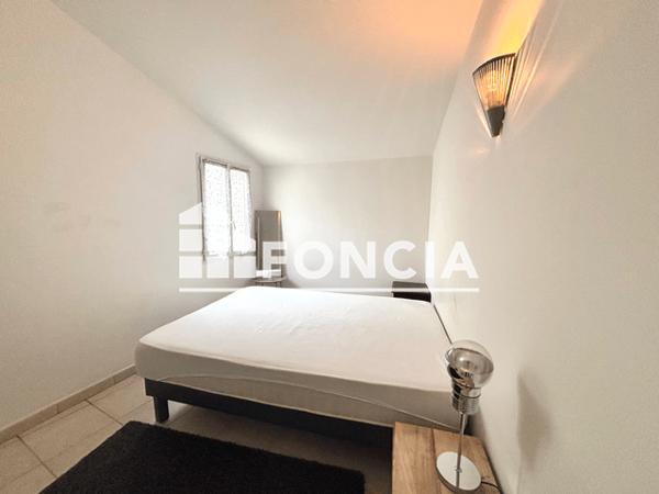 Location Appartement meublé 2 pièces 33.32 m² - 29 AVENUE DU DOCTEUR DANIEL PLANET La Rochelle 17000