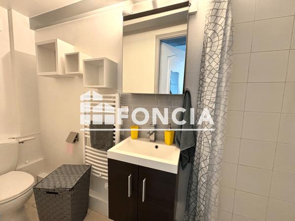 Location Appartement meublé 2 pièces 33.32 m² - 29 AVENUE DU DOCTEUR DANIEL PLANET La Rochelle 17000