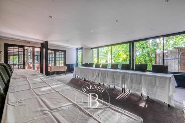 Fontainebleau, Propriété 15 Chambres -  800 m² à vendre