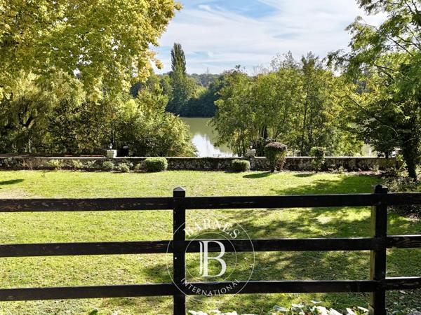 Fontainebleau, Propriété 15 Chambres -  800 m² à vendre