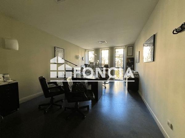 À vendre Local commercial 94.03 m² - Avignon 84000