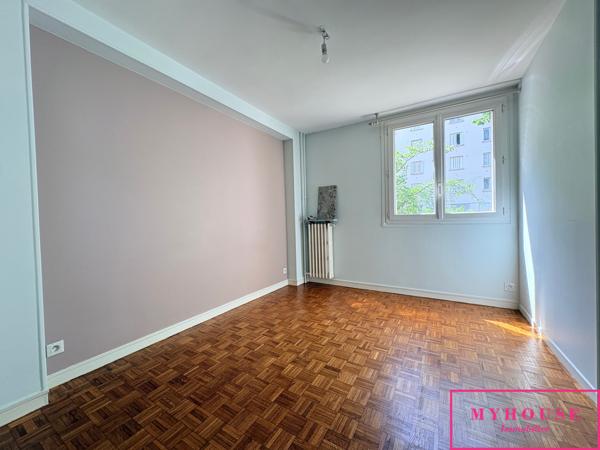 Appartement
                                                                                                                                                                                                                                                                                                                        4 pièce(s)                                                                                                                                                                                                          3 chambre(s)                                                                                                                                                                                                          66.1  m²