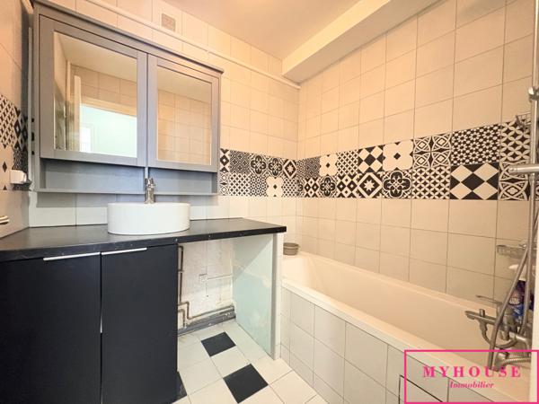 Appartement
                                                                                                                                                                                                                                                                                                                        4 pièce(s)                                                                                                                                                                                                          3 chambre(s)                                                                                                                                                                                                          66.1  m²