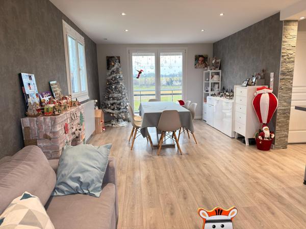 Maison de 1970 de 158 m2 rénovée, 4 ch, terrain de 1162 m2