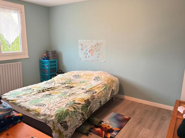 Maison de 1970 de 158 m2 rénovée, 4 ch, terrain de 1162 m2